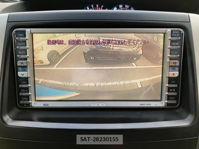 Toyota VOXY 2009-10 8813532-17