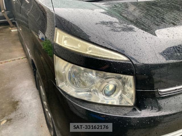 Toyota VOXY 2009-09 8813534-17