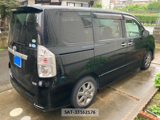 Toyota VOXY 2009-09 8813534-6
