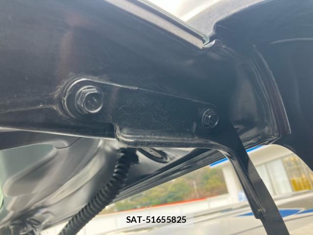 Toyota VOXY 2017-07 8813548-18