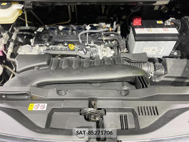 Toyota VOXY 2024-08 8814015-18