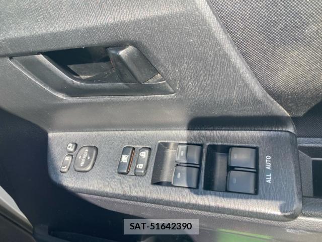 Toyota VOXY 2011-10 8814170-8