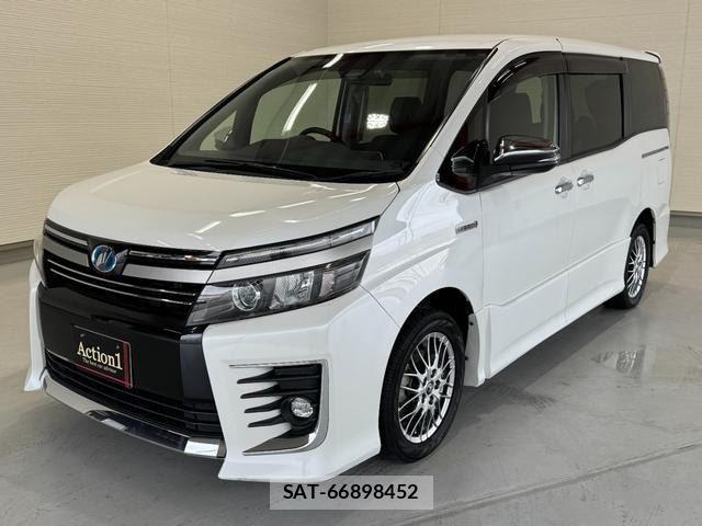 Toyota VOXY 2016-09 8814239-0
