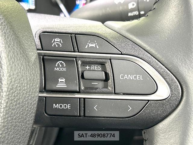 Toyota VOXY 2025-10 8814290-5