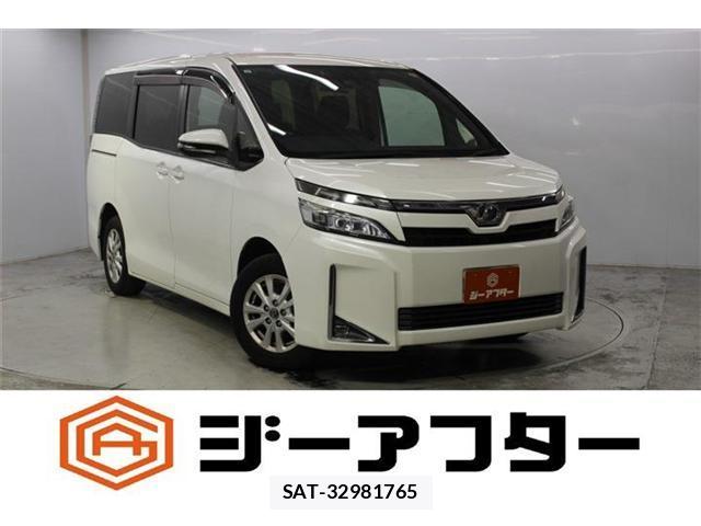 Toyota VOXY 2017-10 8814332-0