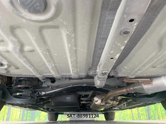 Toyota VOXY 2023-10 8814347-18