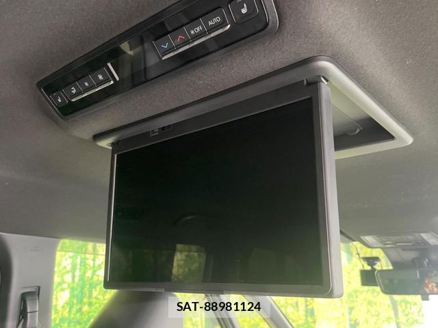 Toyota VOXY 2023-10 8814347-2