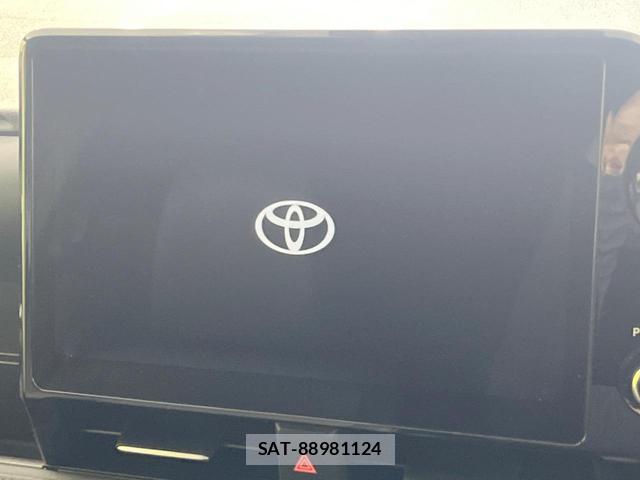 Toyota VOXY 2023-10 8814347-3