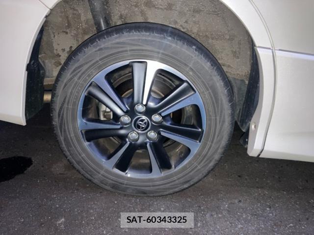 Toyota VOXY 2019-09 8814442-5