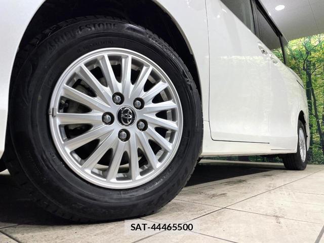 Toyota VOXY 2015-09 8814447-13