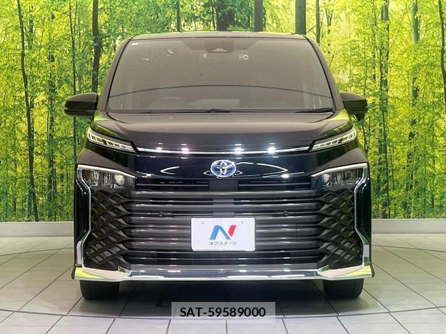 Toyota VOXY 2022-01 8814471-14