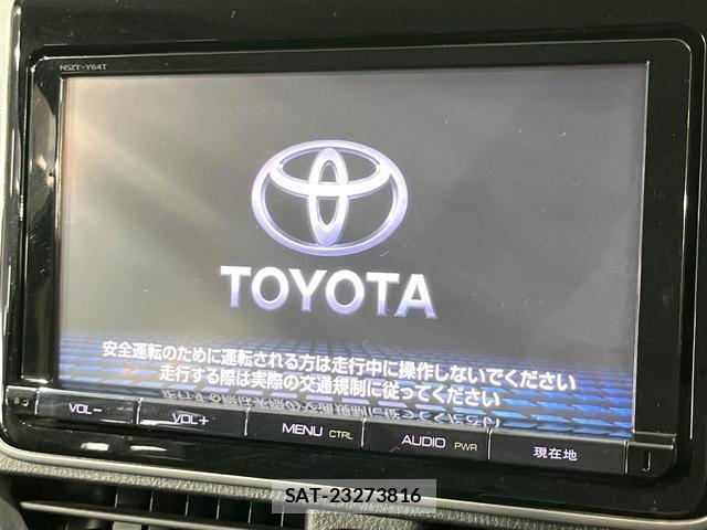 Toyota VOXY 2015-02 8814676-2