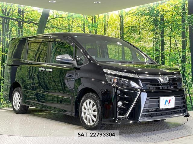 Toyota VOXY 2018-09 8814679-16