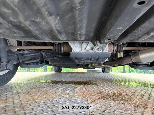 Toyota VOXY 2018-09 8814679-18