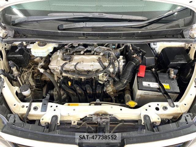 Toyota VOXY 2014-07 8815039-17