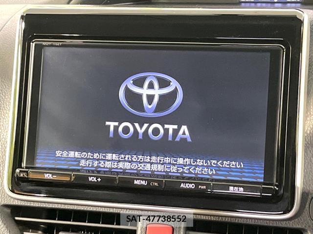 Toyota VOXY 2014-07 8815039-2