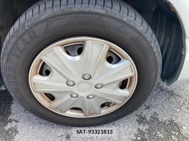 Toyota VOXY 2006-02 8815261-12