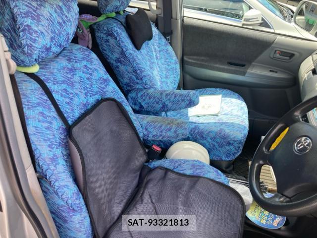 Toyota VOXY 2006-02 8815261-15