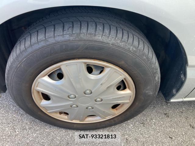 Toyota VOXY 2006-02 8815261-3