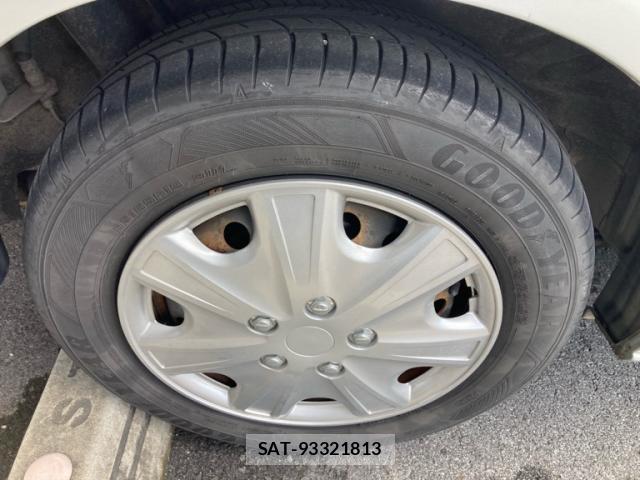 Toyota VOXY 2006-02 8815261-5