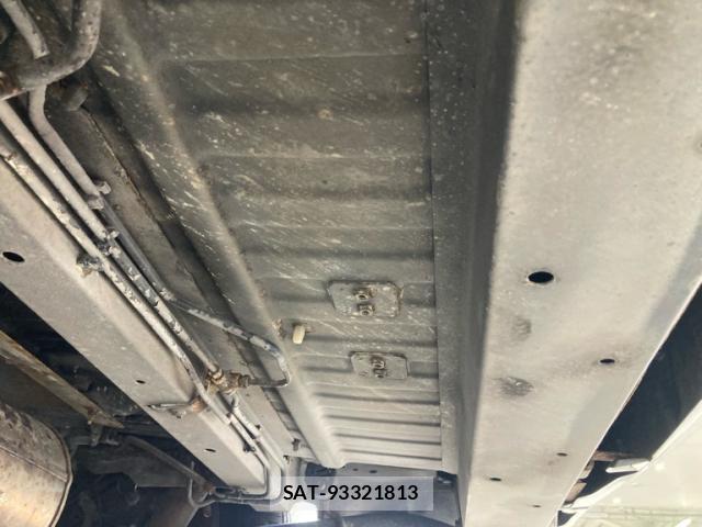 Toyota VOXY 2006-02 8815261-6