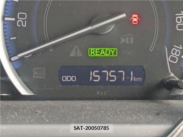 Toyota VOXY 2015-06 8815368-11