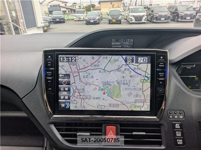 Toyota VOXY 2015-06 8815368-14