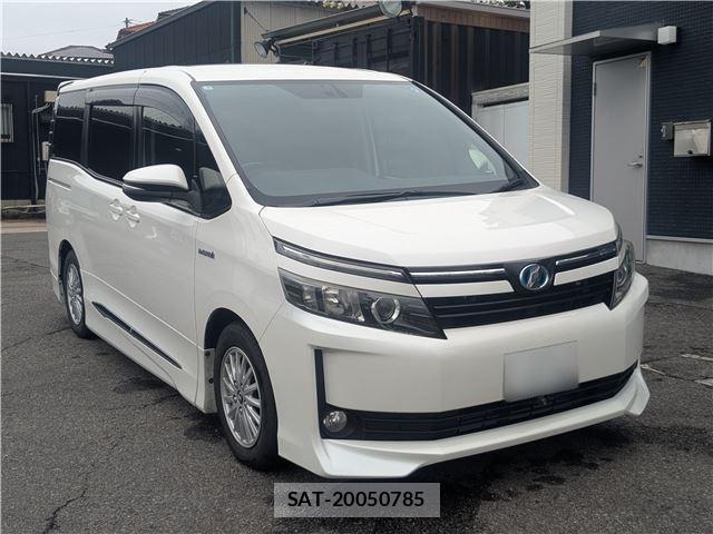 Toyota VOXY 2015-06 8815368-6