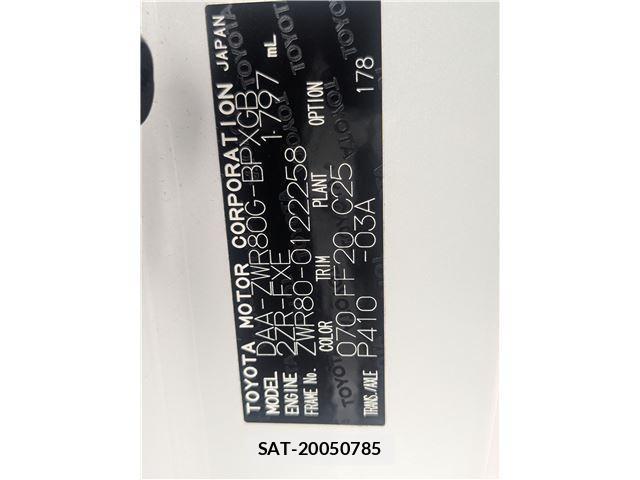 Toyota VOXY 2015-06 8815368-7