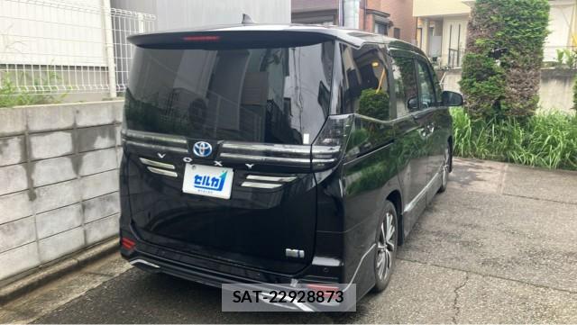 Toyota VOXY 2024-03 8815472-12