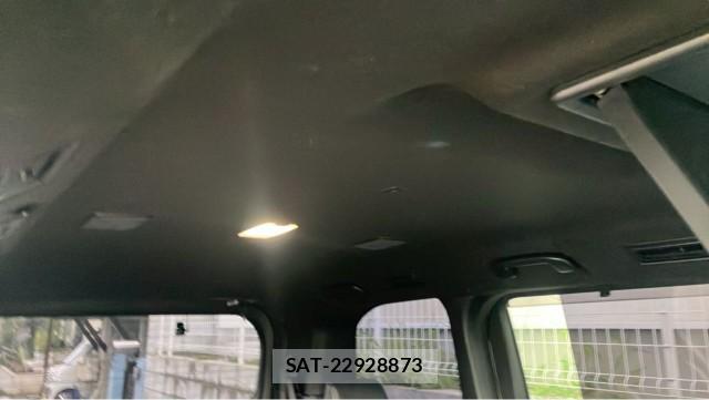 Toyota VOXY 2024-03 8815472-15