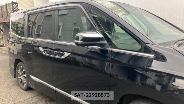 Toyota VOXY 2024-03 8815472-3