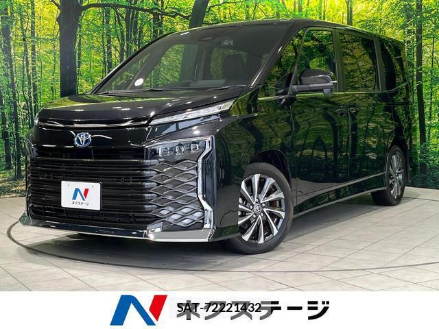 Toyota VOXY 2023-03 8815786-0