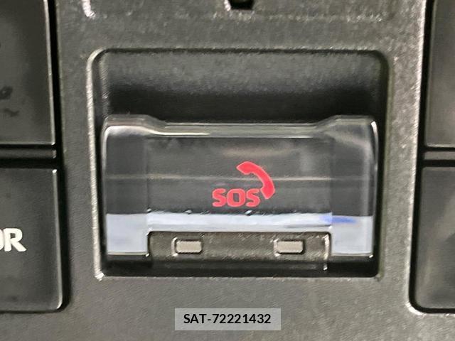 Toyota VOXY 2023-03 8815786-19