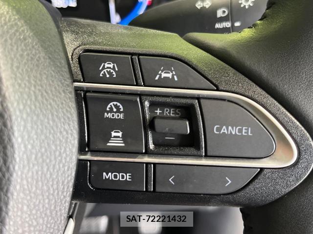 Toyota VOXY 2023-03 8815786-6