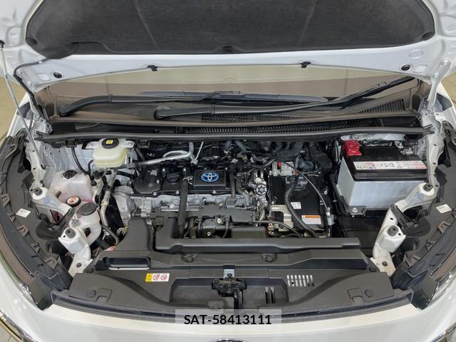 Toyota VOXY 2024-02 8815919-18