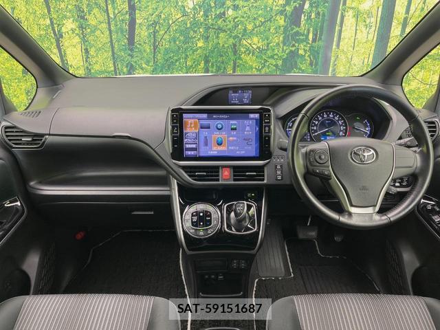 Toyota VOXY 2019-01 8815920-1