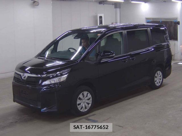 Toyota VOXY 2020-02 8815999-3