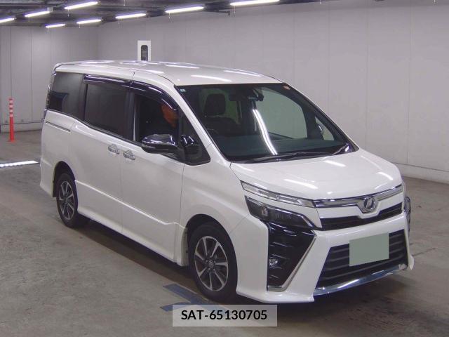 Toyota VOXY 2018-02 8816025-0