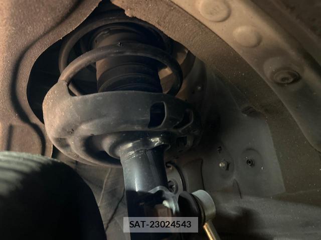 Toyota VOXY 2022-08 8816079-19