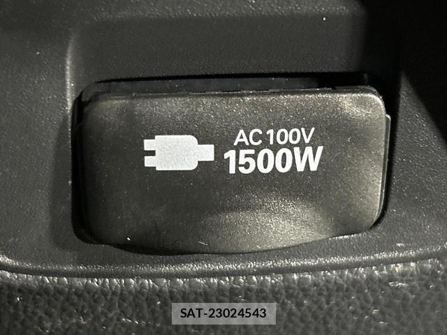 Toyota VOXY 2022-08 8816079-4