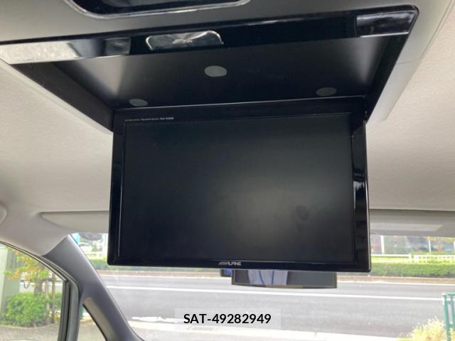 Toyota VOXY 2014-04 8816277-16