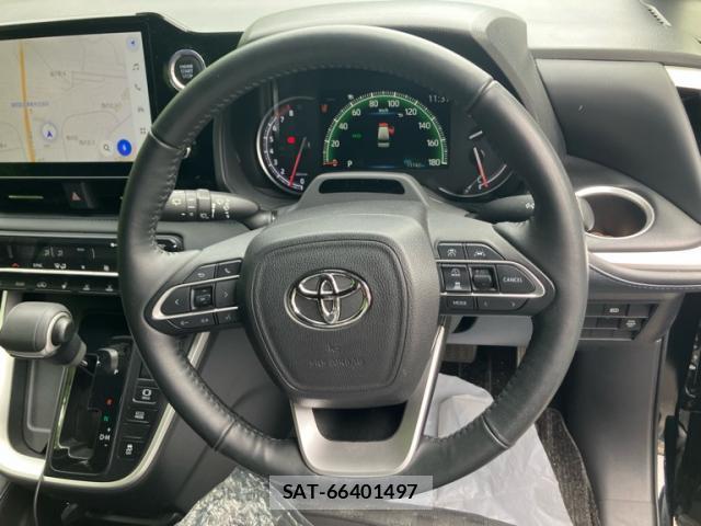 Toyota VOXY 2022-01 8816371-11
