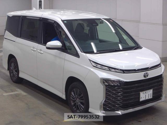 Toyota VOXY 2024-05 8816762-0