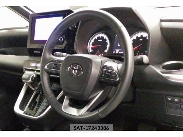 Toyota VOXY 2025-06 8816764-2