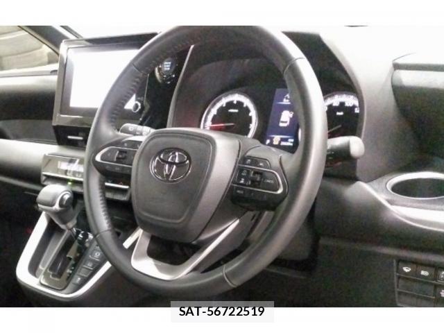 Toyota VOXY 2025-06 8816824-2