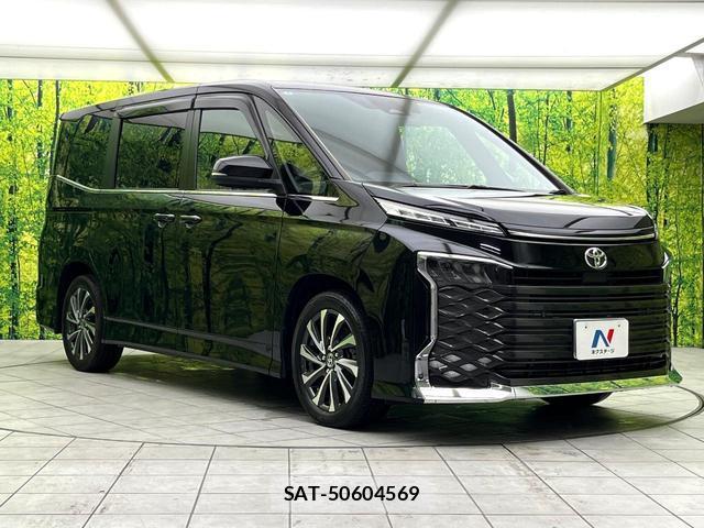 Toyota VOXY 2023-08 8816976-15