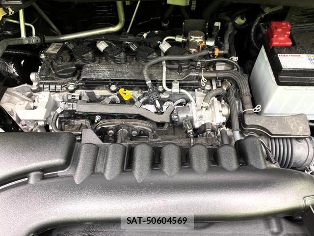 Toyota VOXY 2023-08 8816976-17