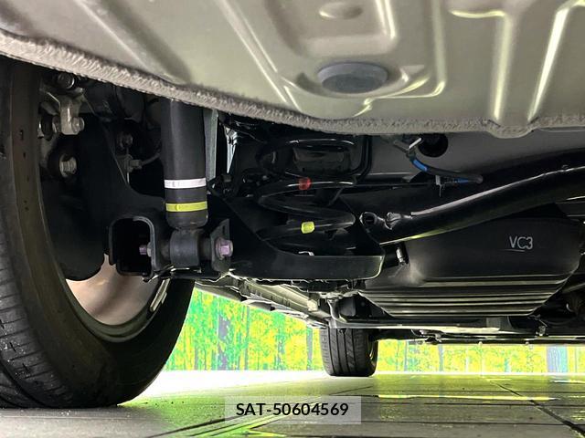 Toyota VOXY 2023-08 8816976-19