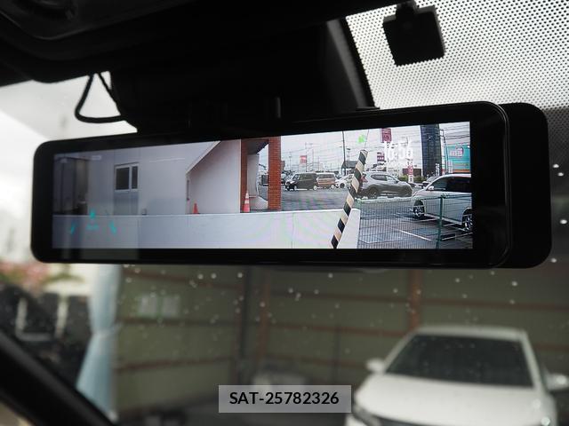 Toyota VOXY 2017-07 8816985-14